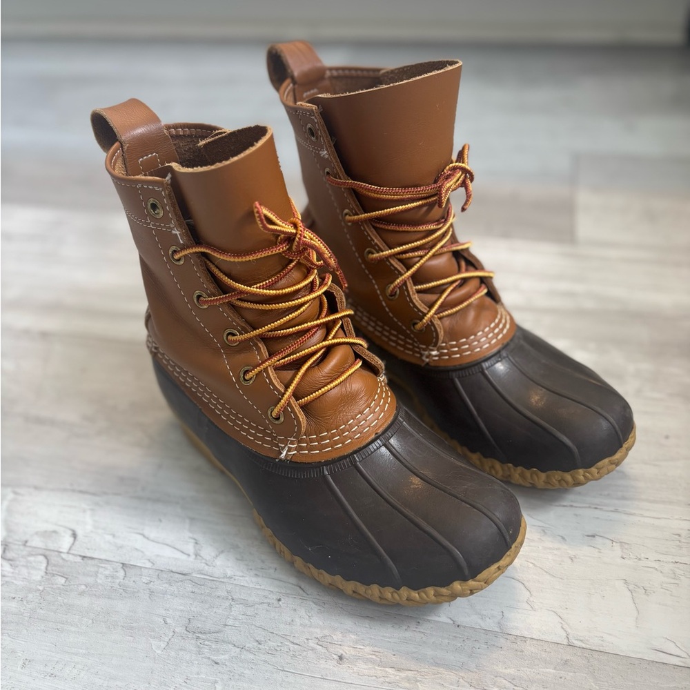 L.L. Bean Bean Boots Duck Boots with Lace-Up Closure Women’s Size 6W